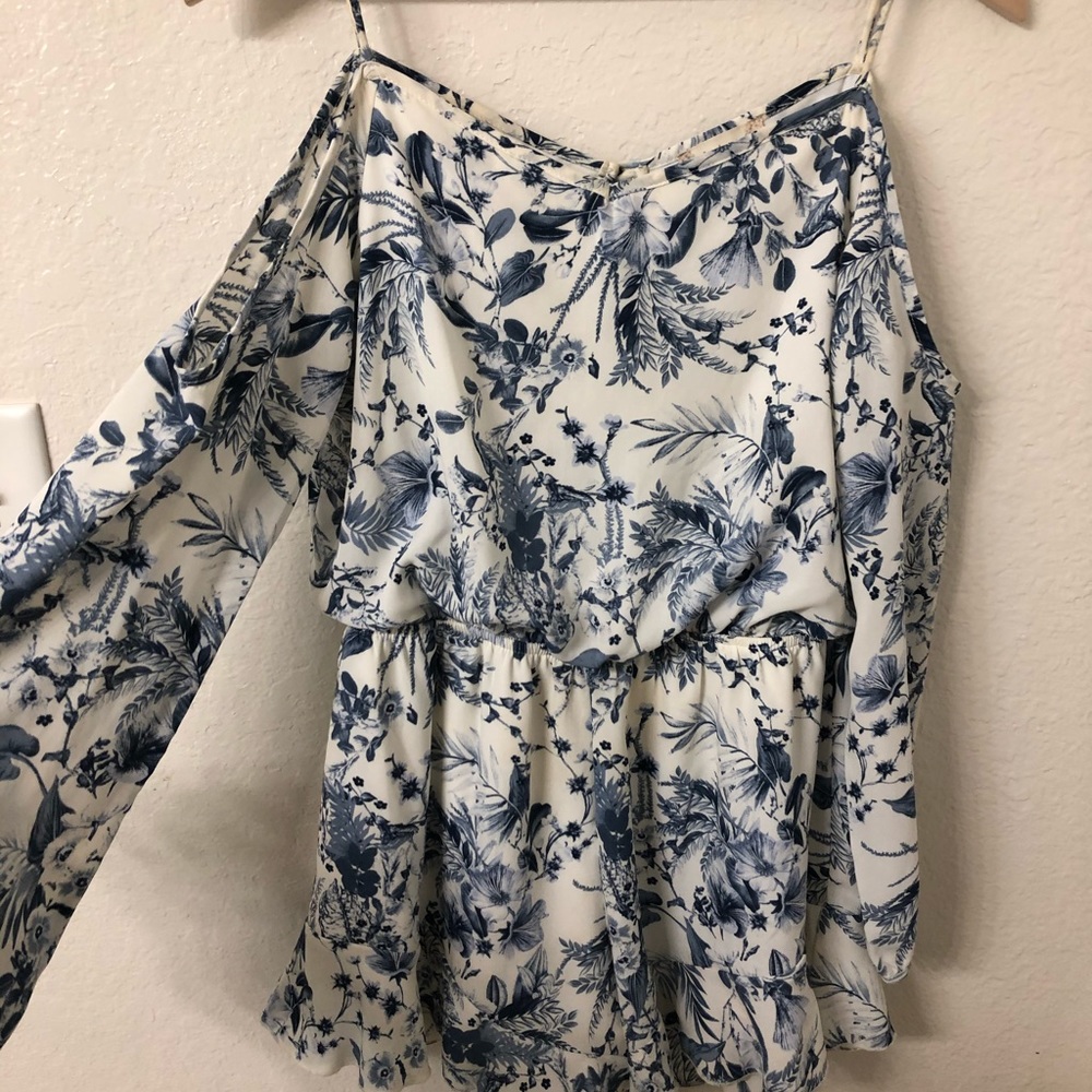 romper - Picture 2 of 5